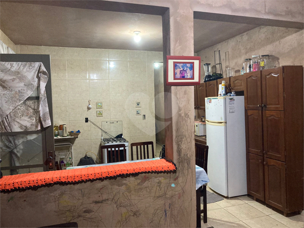 Casa à venda com 3 quartos, 77m² - Foto 7