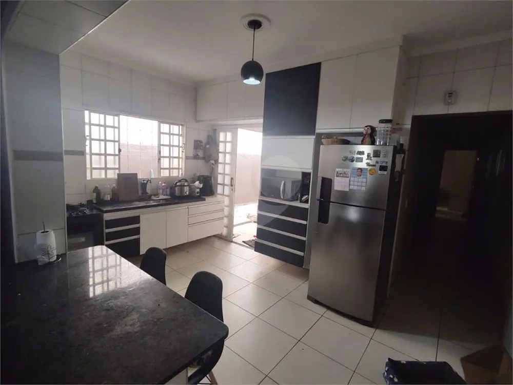 Casa, 2 quartos, 135 m² - Foto 1