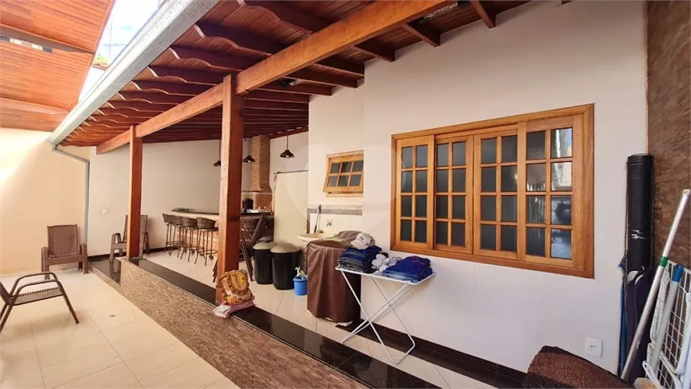 Casa, 3 quartos, 210 m² - Foto 4