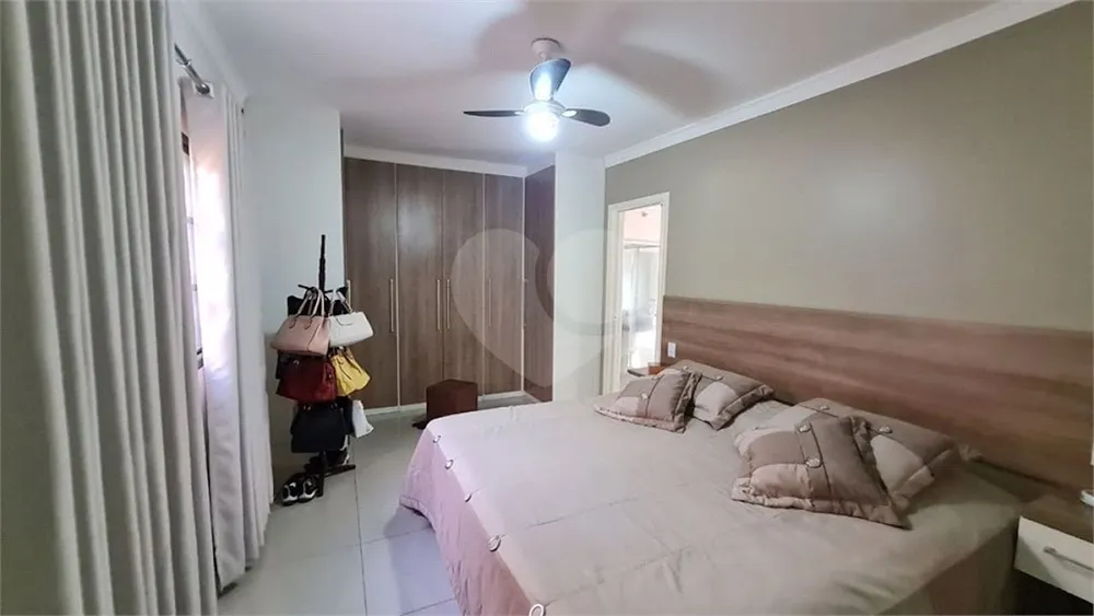 Casa, 3 quartos, 210 m² - Foto 7