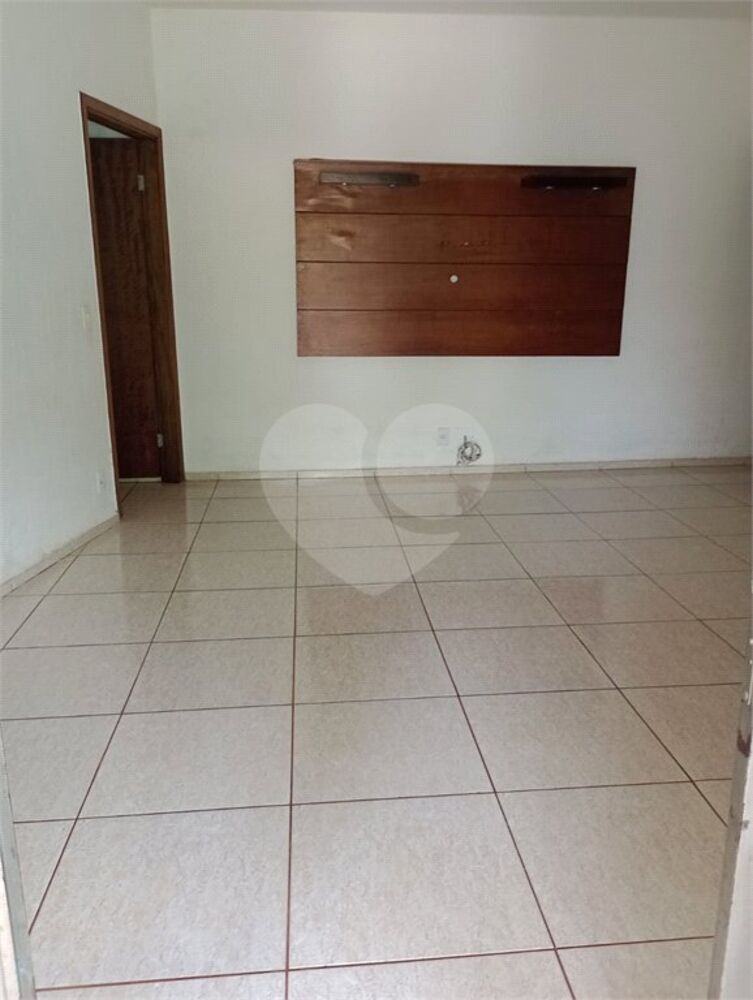 Chácara à venda com 2 quartos, 230m² - Foto 8