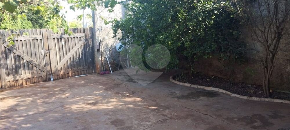 Chácara à venda com 2 quartos, 230m² - Foto 6