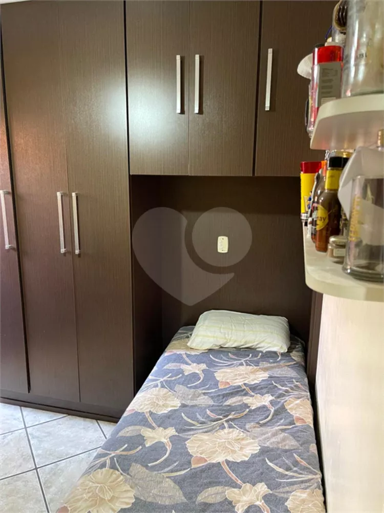 Casa à venda com 3 quartos, 180m² - Foto 6