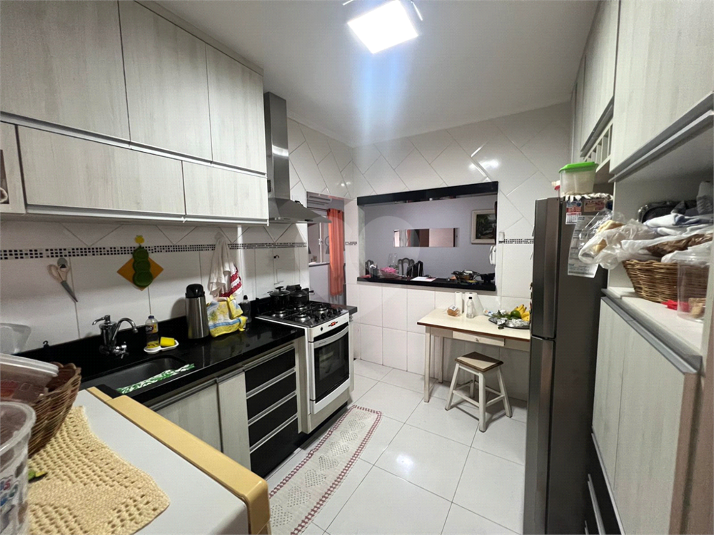 Casa à venda com 3 quartos, 93m² - Foto 2