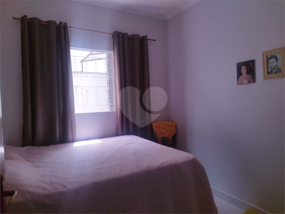 Casa à venda com 3 quartos, 93m² - Foto 3