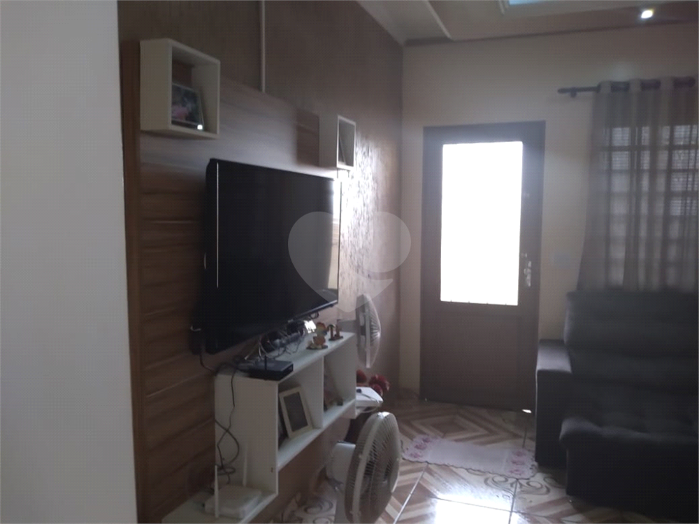 Casa à venda com 3 quartos, 252m² - Foto 6