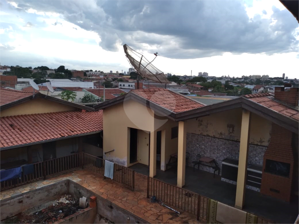 Casa à venda com 3 quartos, 252m² - Foto 19