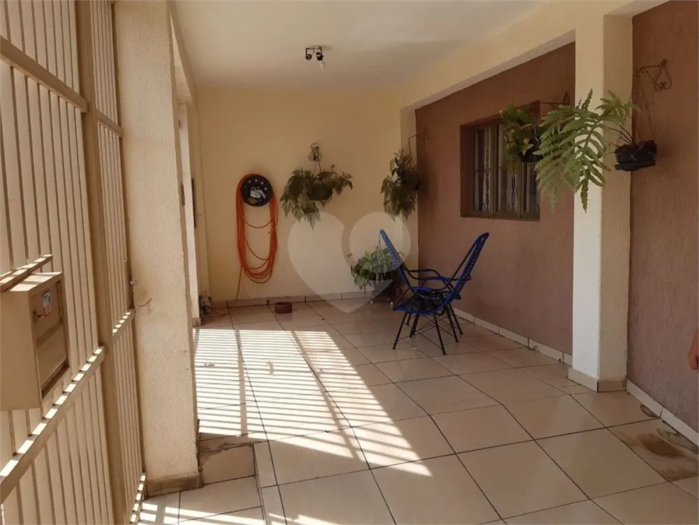 Casa, 4 quartos, 273 m² - Foto 2