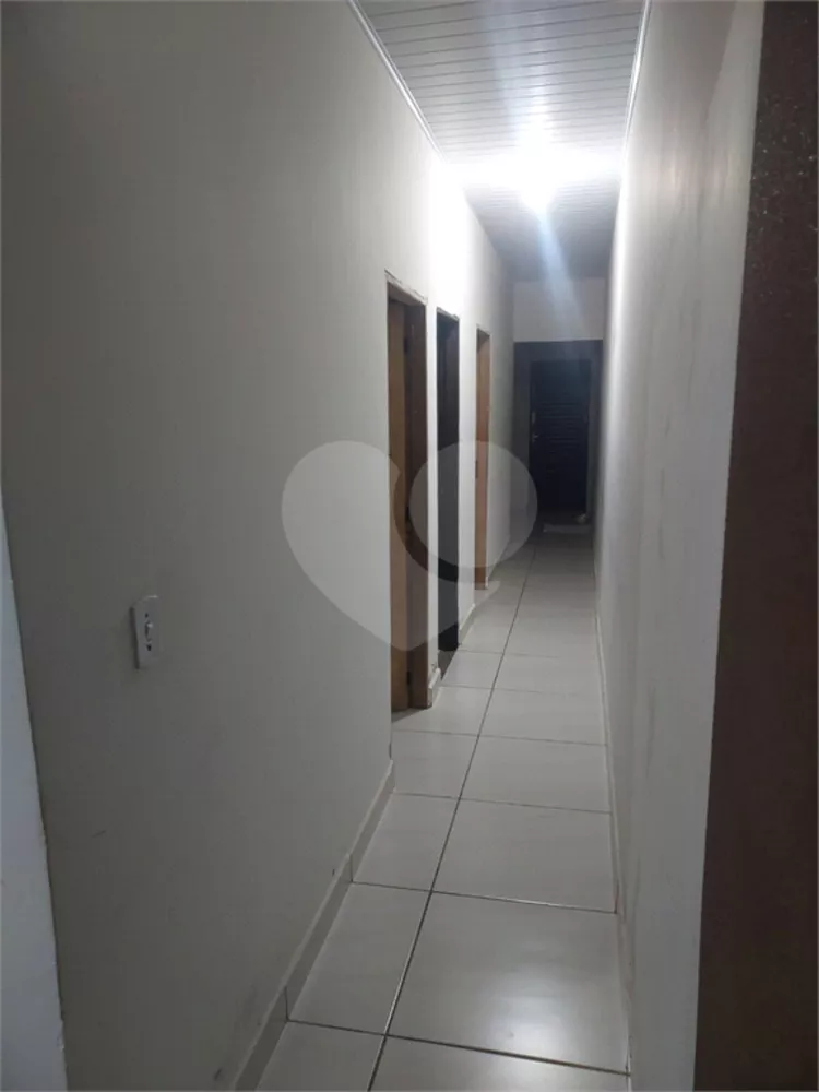 Casa à venda com 2 quartos, 70m² - Foto 5