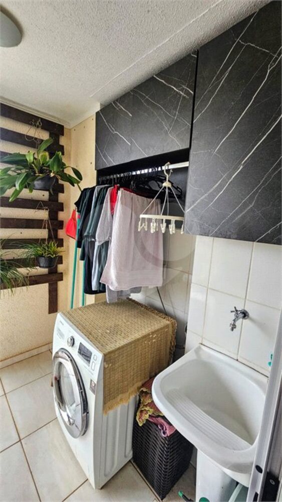 Apartamento à venda com 2 quartos, 47m² - Foto 18