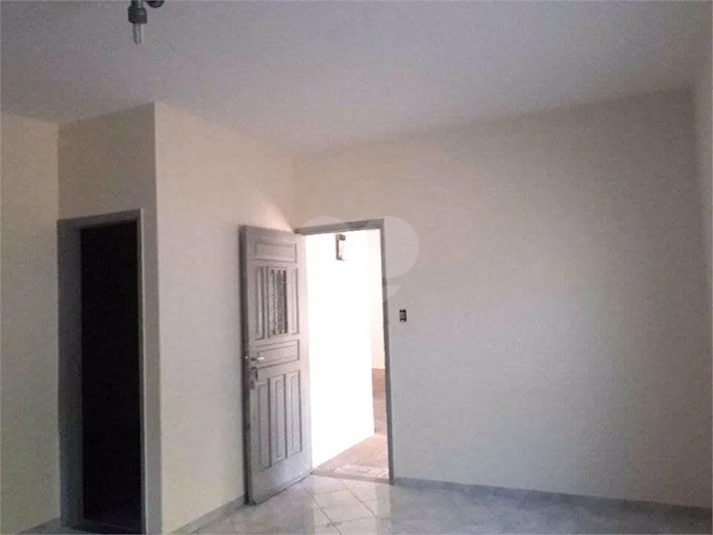Casa, 3 quartos, 196 m² - Foto 2