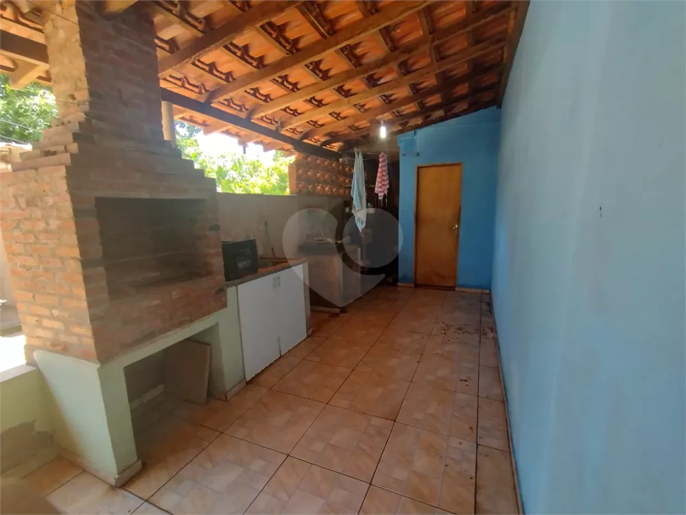 Casa à venda com 2 quartos, 120m² - Foto 8