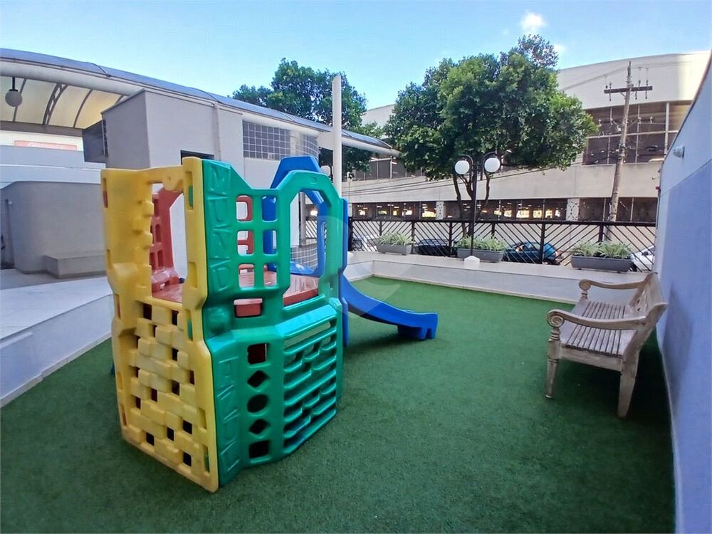 Apartamento para alugar com 2 quartos, 63m² - Foto 8