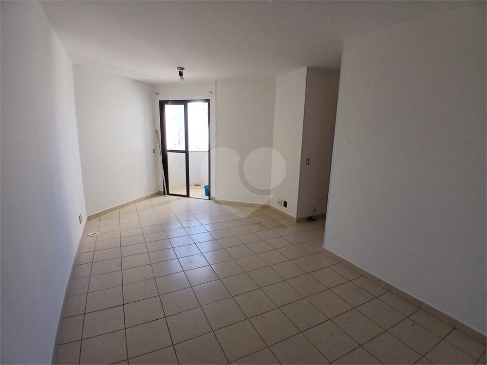 Apartamento para alugar com 2 quartos, 63m² - Foto 2