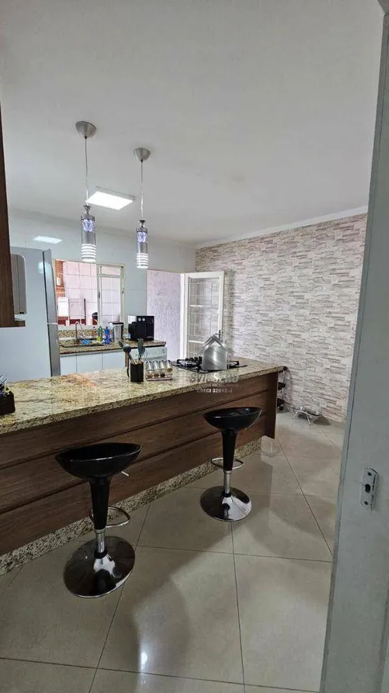 Casa, 3 quartos, 183 m² - Foto 4