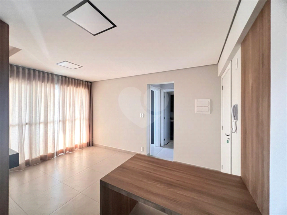 Apartamento para alugar com 1 quarto, 49m² - Foto 2
