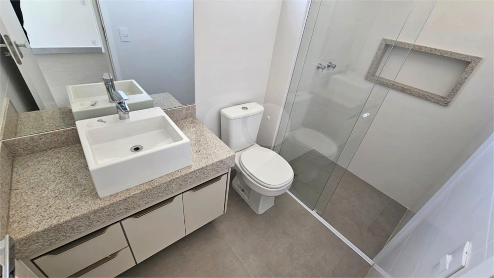 Apartamento para alugar com 3 quartos, 103m² - Foto 2