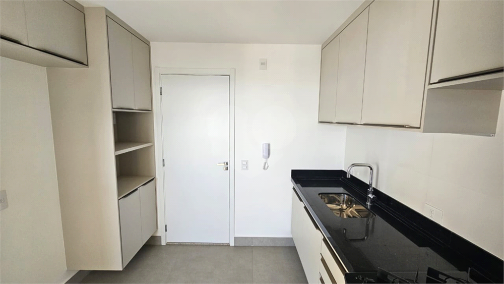 Apartamento para alugar com 3 quartos, 103m² - Foto 3