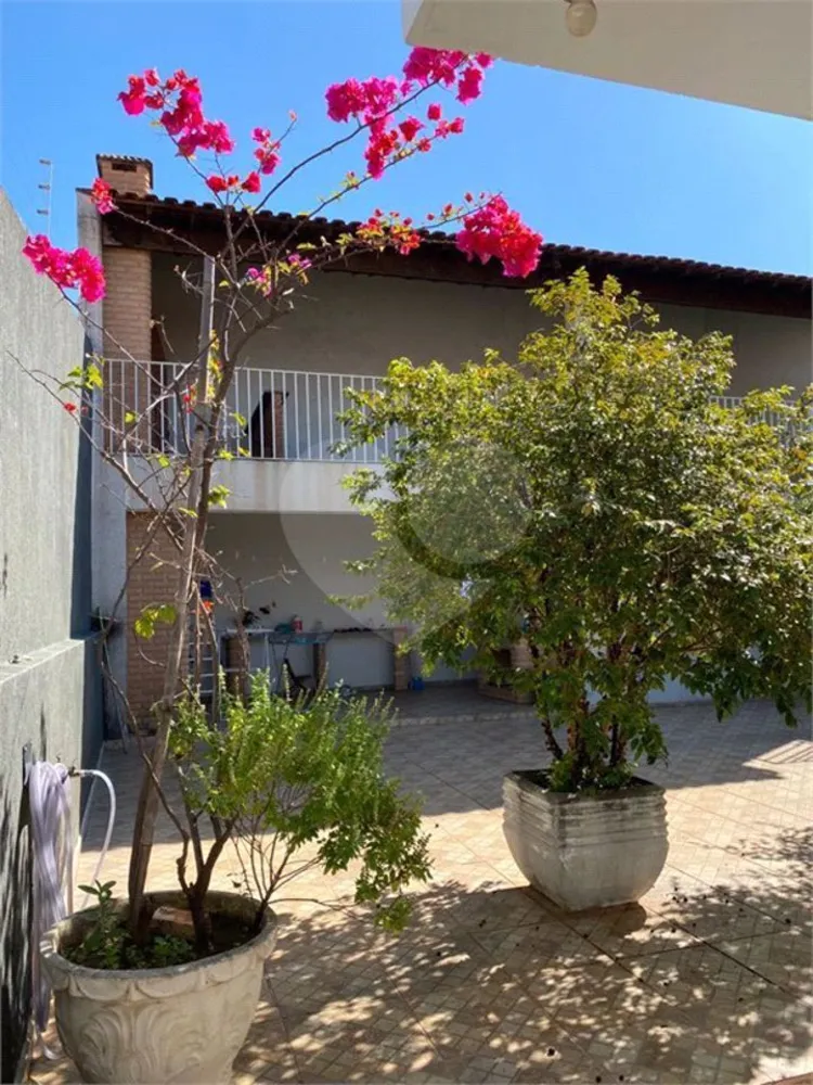 Casa, 4 quartos, 220 m² - Foto 8
