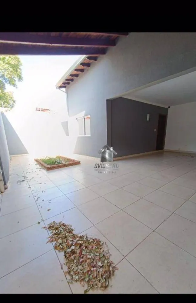 Casa, 3 quartos, 218 m² - Foto 3
