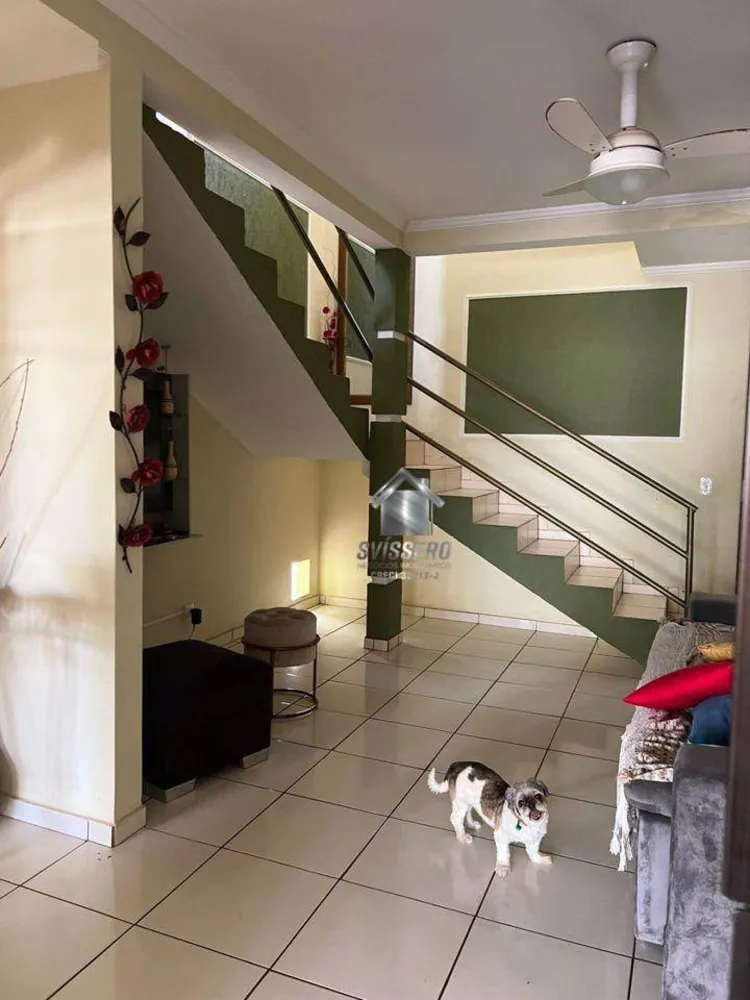 Sobrado, 3 quartos, 153 m² - Foto 2