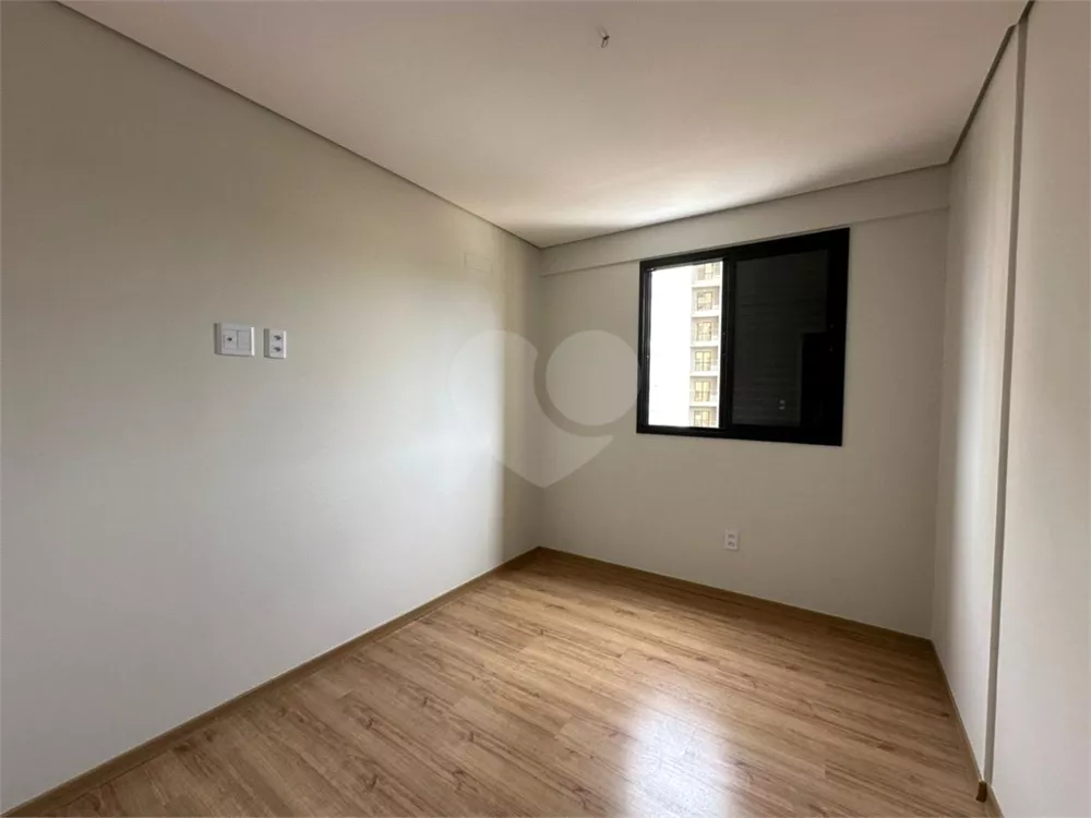 Apartamento à venda com 3 quartos, 70m² - Foto 15