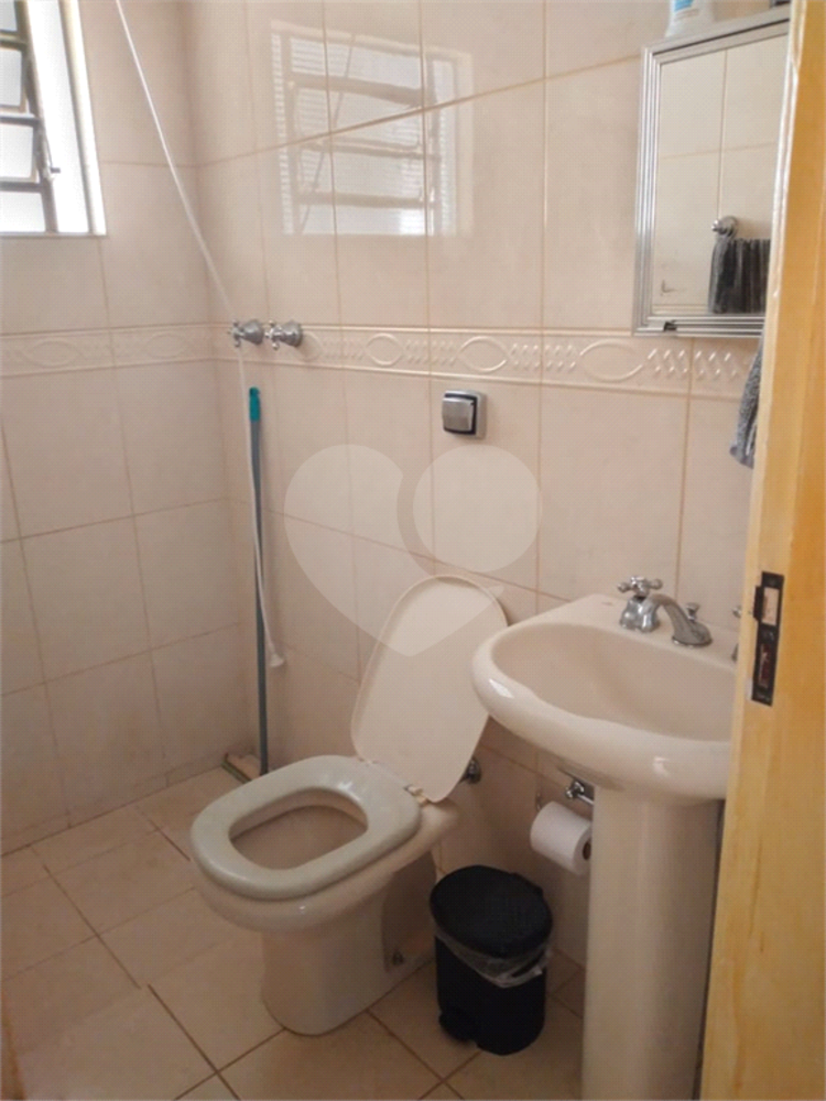 Casa à venda com 2 quartos, 87m² - Foto 1