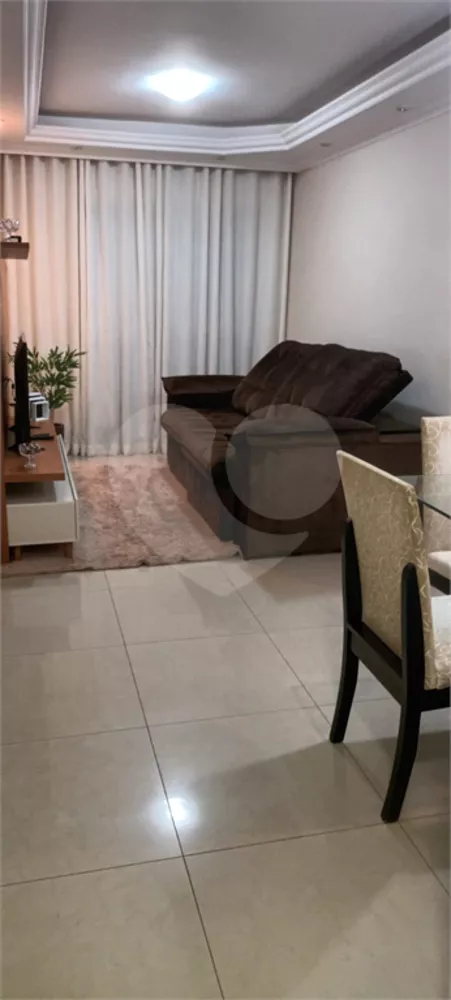 Apartamento à venda com 2 quartos, 63m² - Foto 10