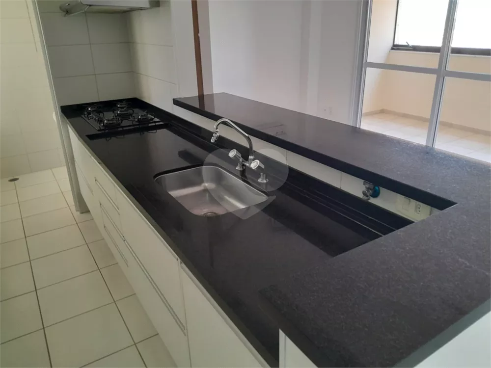 Apartamento à venda com 3 quartos, 85m² - Foto 6