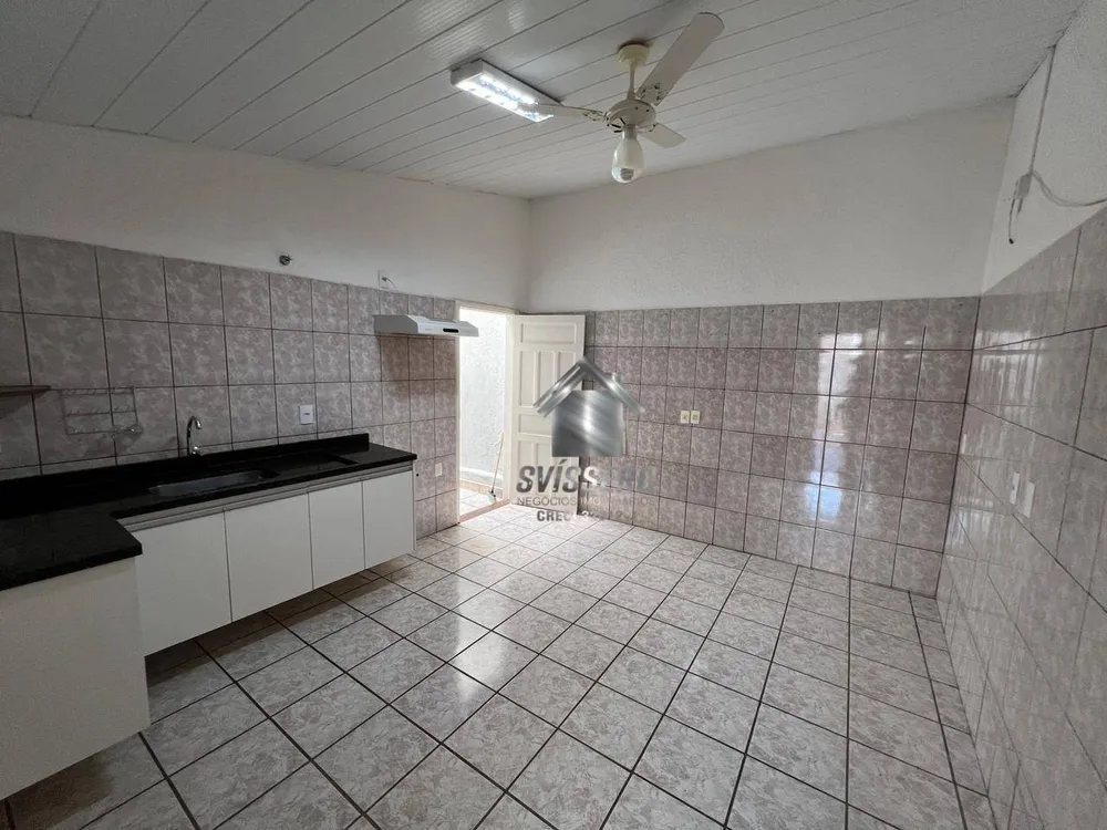 Casa, 3 quartos, 135 m² - Foto 2