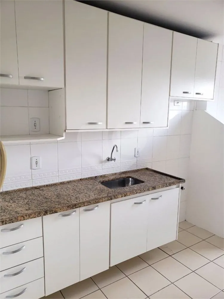 Apartamento, 3 quartos, 80 m² - Foto 2