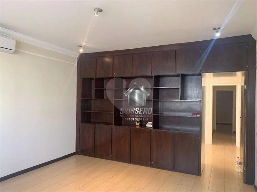 Casa, 4 quartos, 220 m² - Foto 2