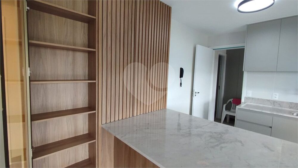 Apartamento para alugar com 3 quartos, 127m² - Foto 1