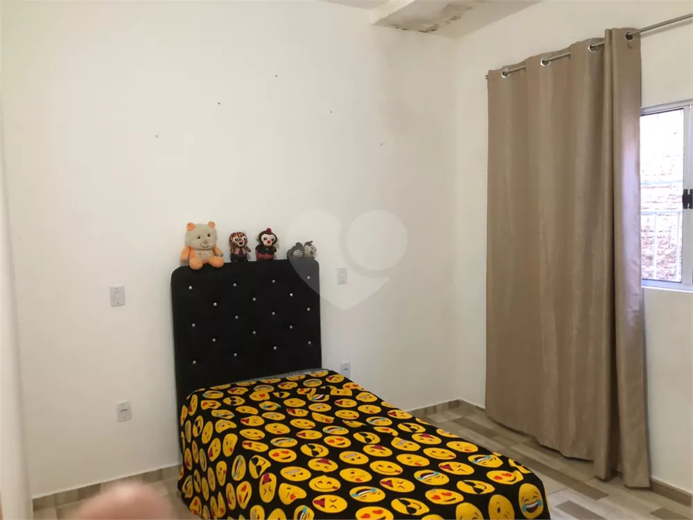 Casa à venda com 2 quartos, 80m² - Foto 19