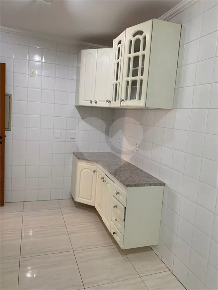 Apartamento à venda com 3 quartos, 64m² - Foto 3