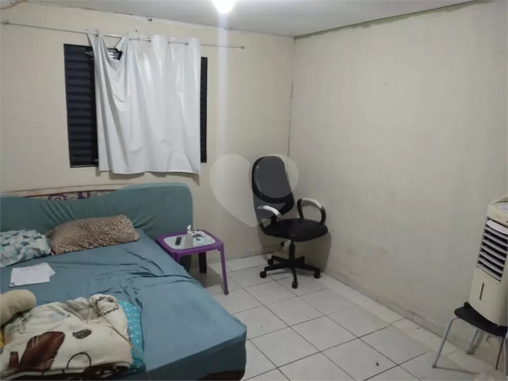 Casa à venda com 2 quartos, 195m² - Foto 6