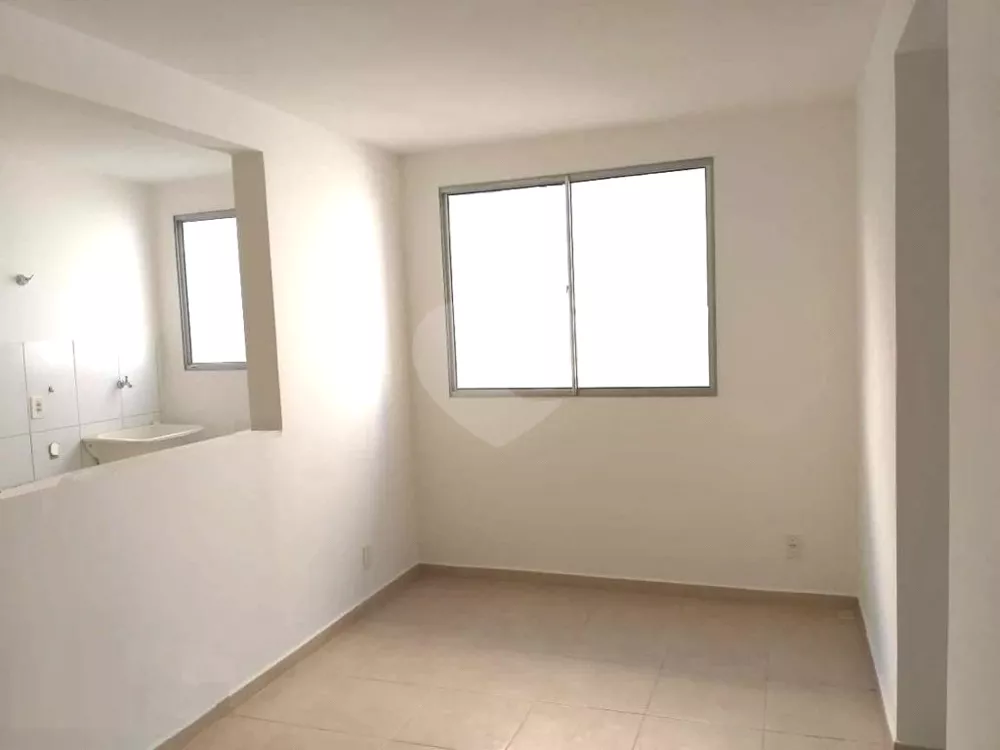 Apartamento à venda com 2 quartos, 48m² - Foto 1