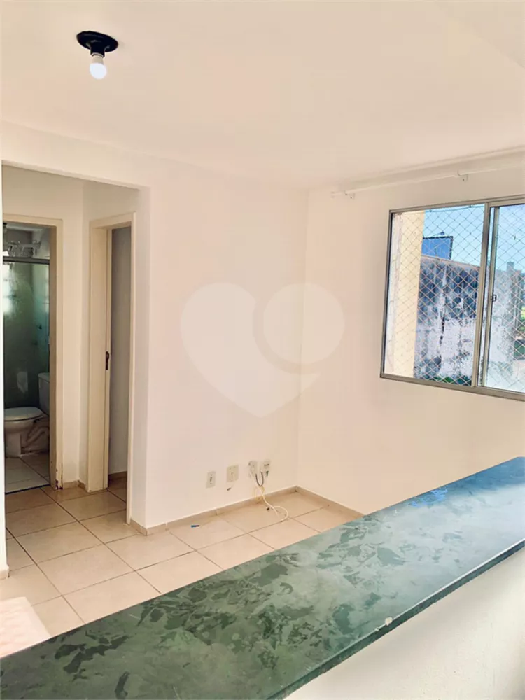 Apartamento à venda com 2 quartos, 47m² - Foto 11