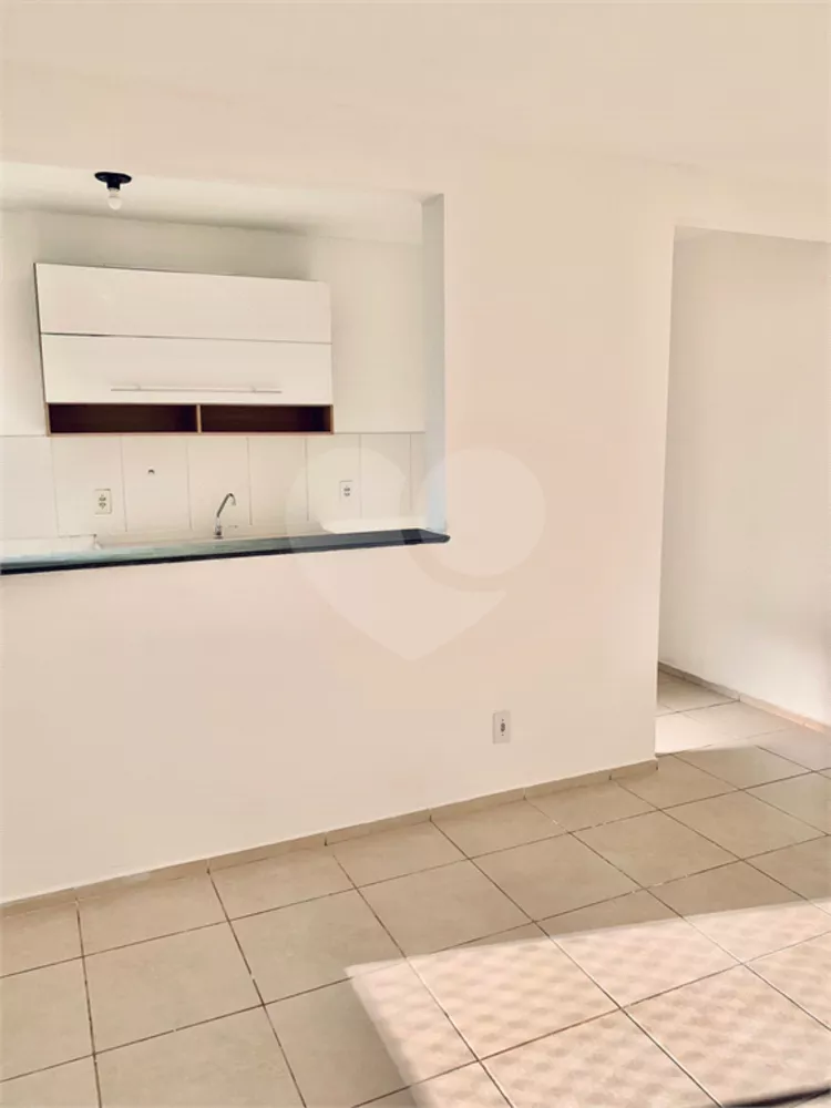 Apartamento à venda com 2 quartos, 47m² - Foto 10