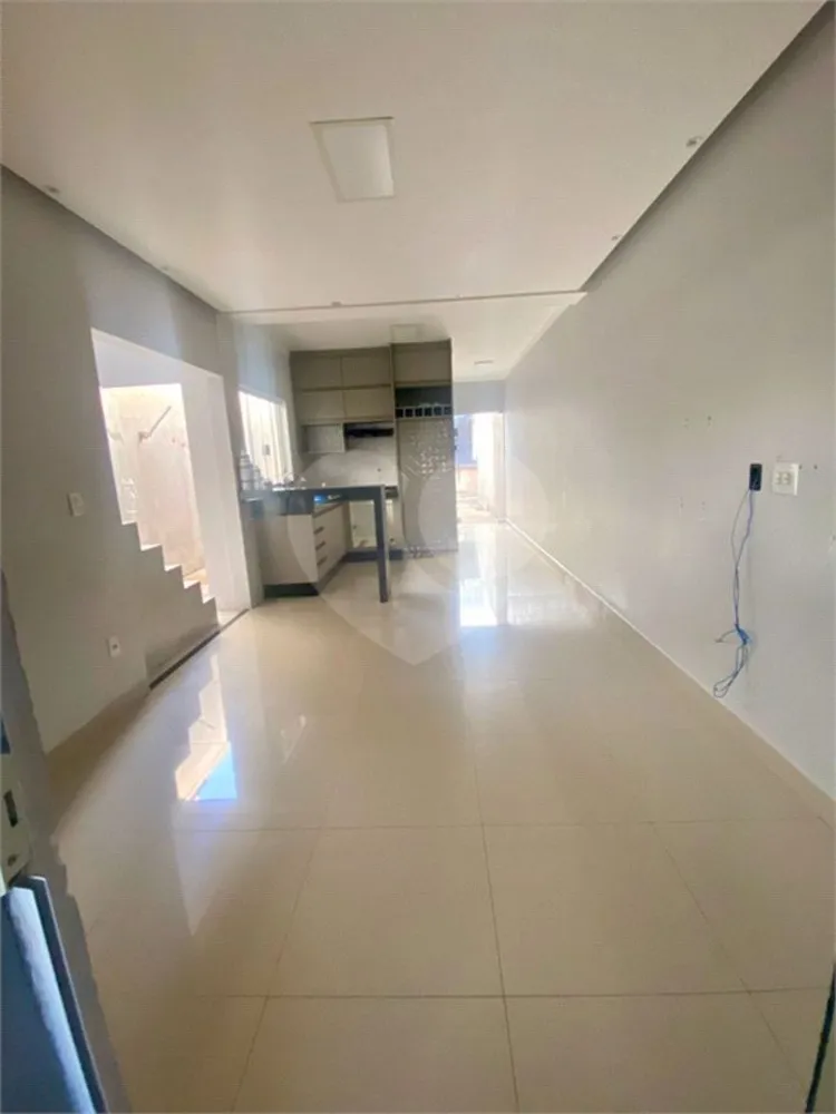 Casa, 2 quartos, 88 m² - Foto 1