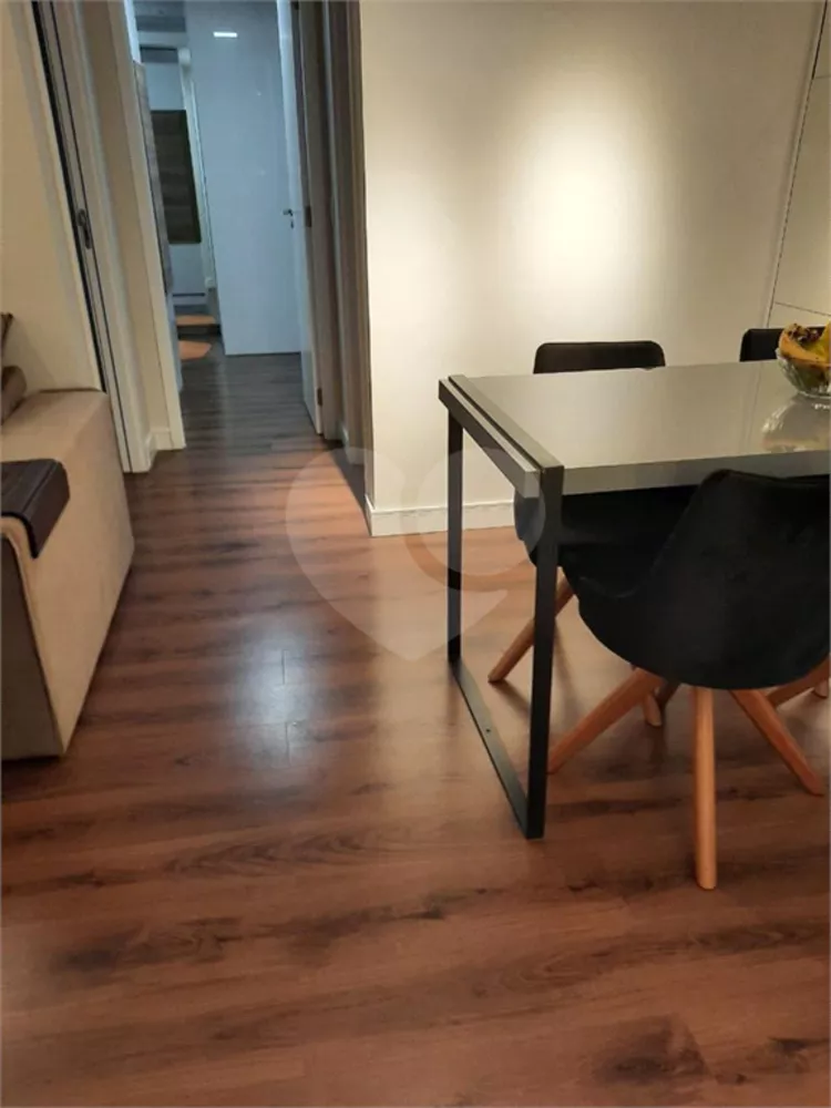 Apartamento à venda com 2 quartos, 56m² - Foto 11