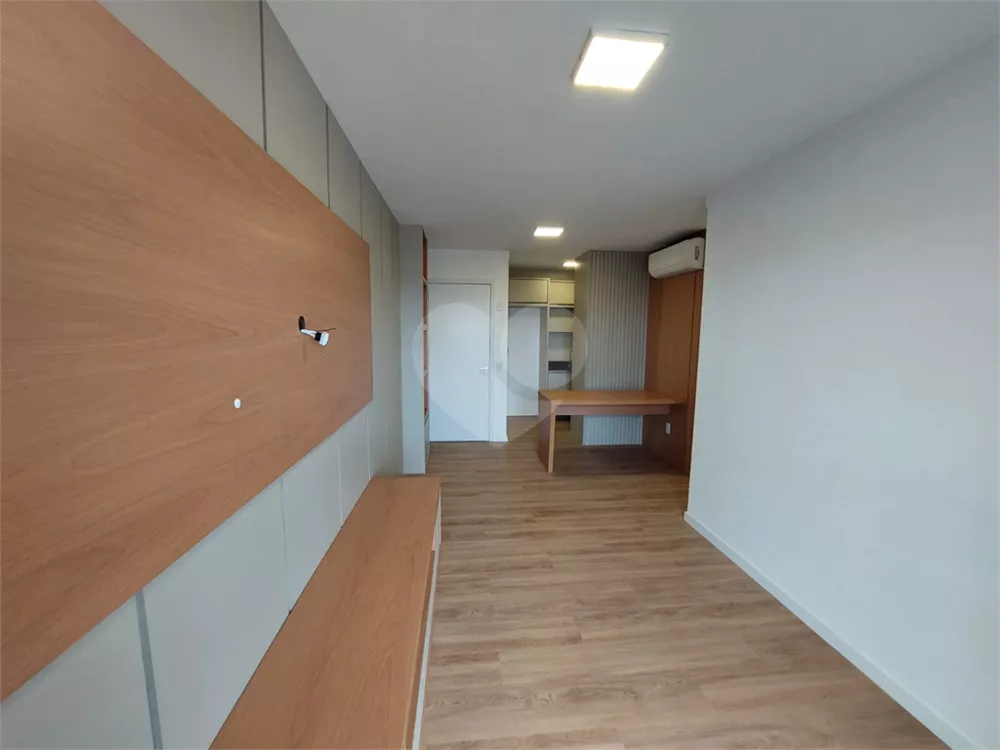 Apartamento à venda com 3 quartos, 68m² - Foto 3