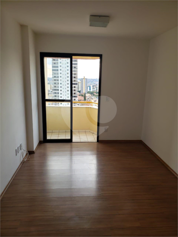 Apartamento à venda com 3 quartos, 80m² - Foto 28
