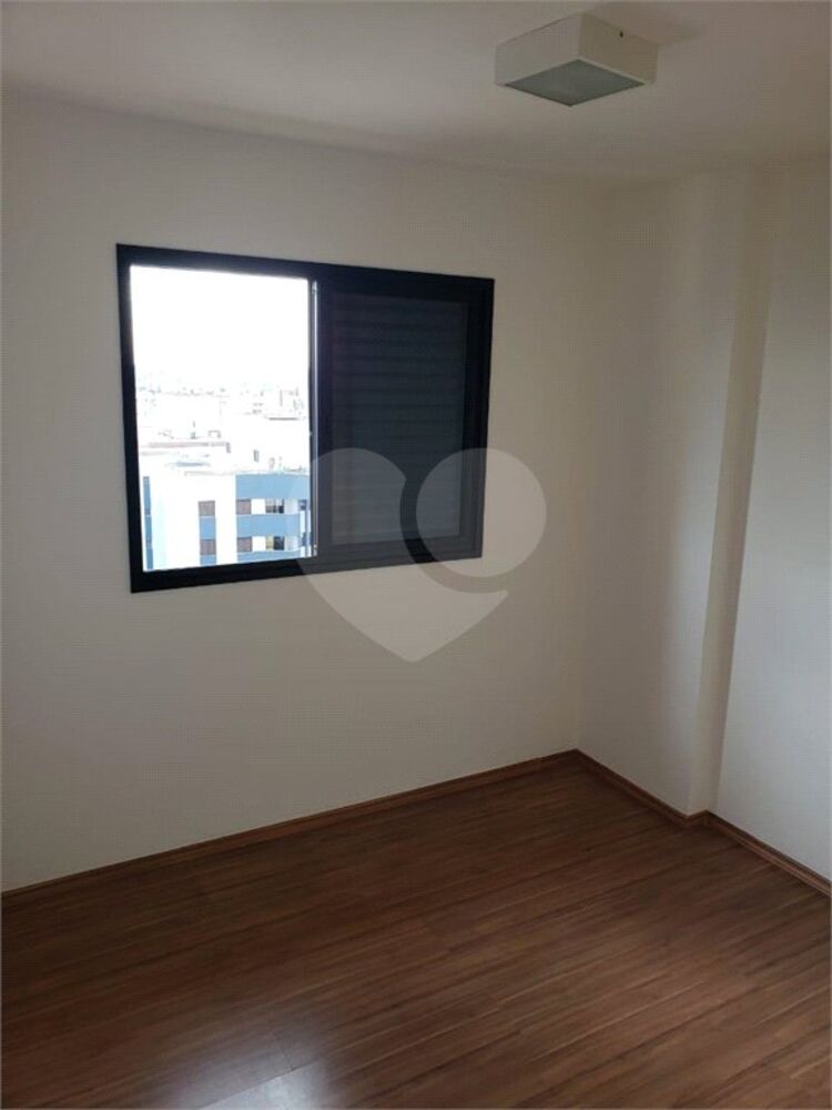 Apartamento à venda com 3 quartos, 80m² - Foto 18