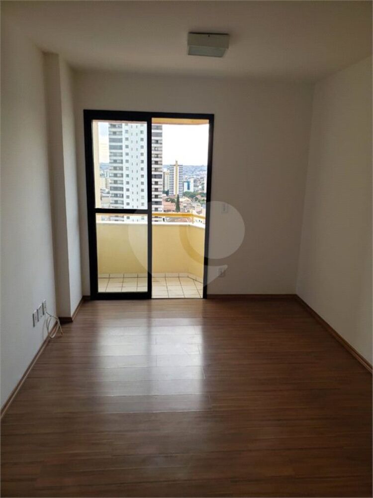 Apartamento à venda com 3 quartos, 80m² - Foto 10