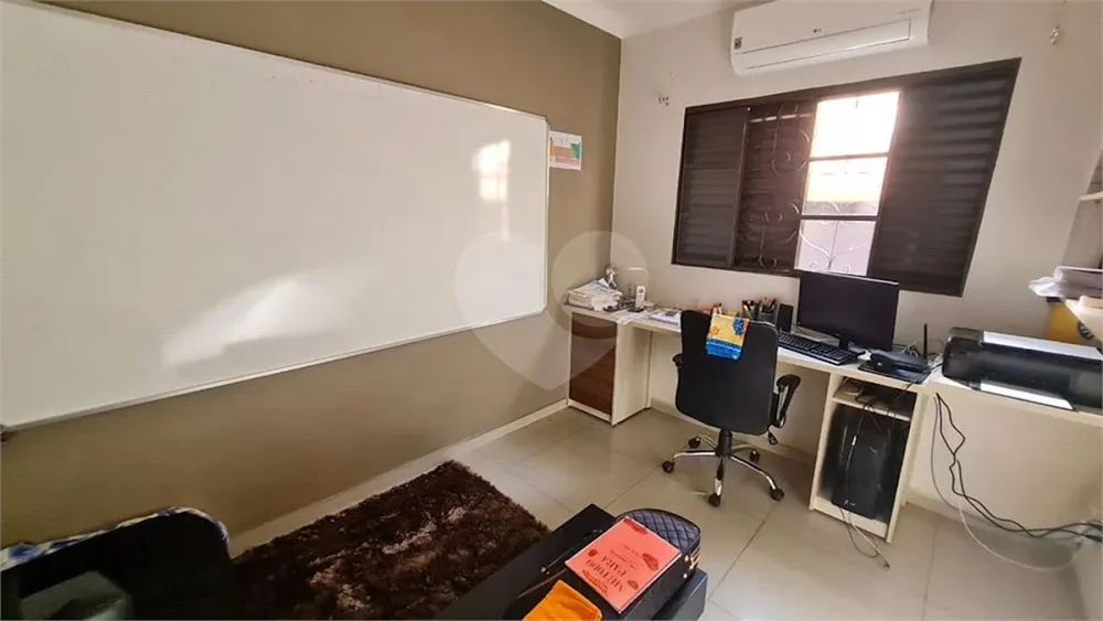 Casa, 3 quartos, 230 m² - Foto 12