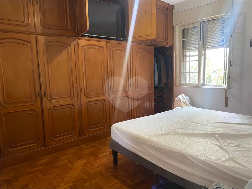 Apartamento à venda com 3 quartos, 300m² - Foto 7