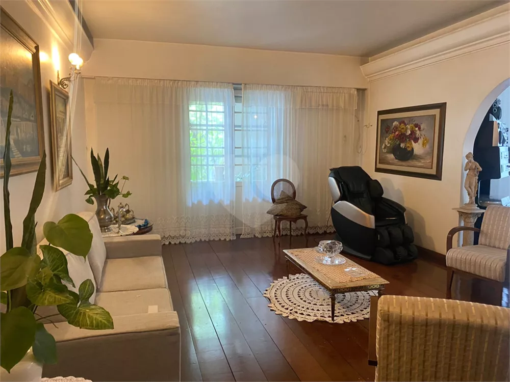 Apartamento à venda com 3 quartos, 300m² - Foto 3