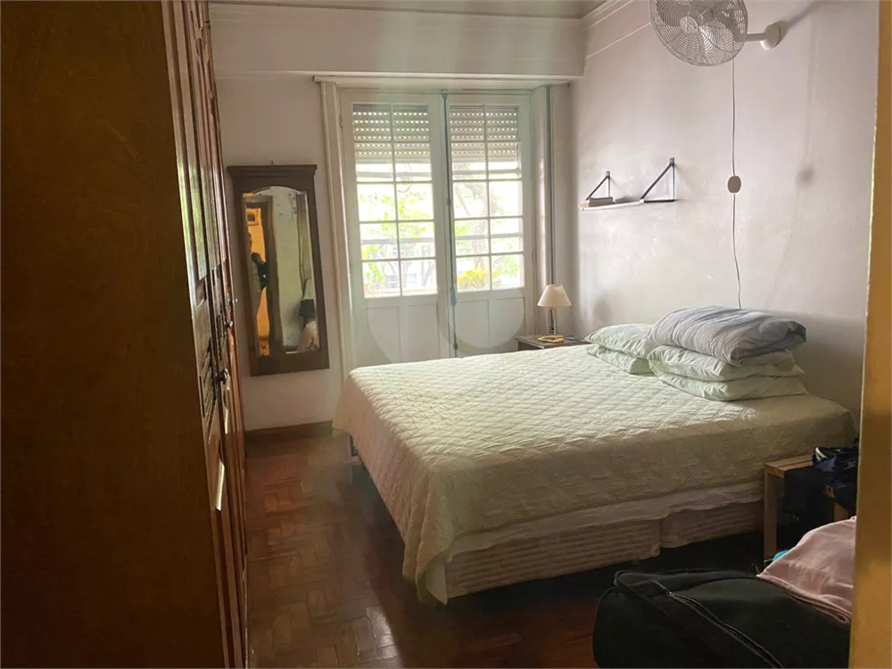 Apartamento à venda com 3 quartos, 300m² - Foto 8