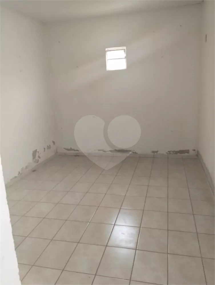 Casa à venda com 3 quartos, 200m² - Foto 15